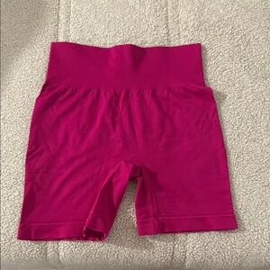 WORKOUT SHORTS